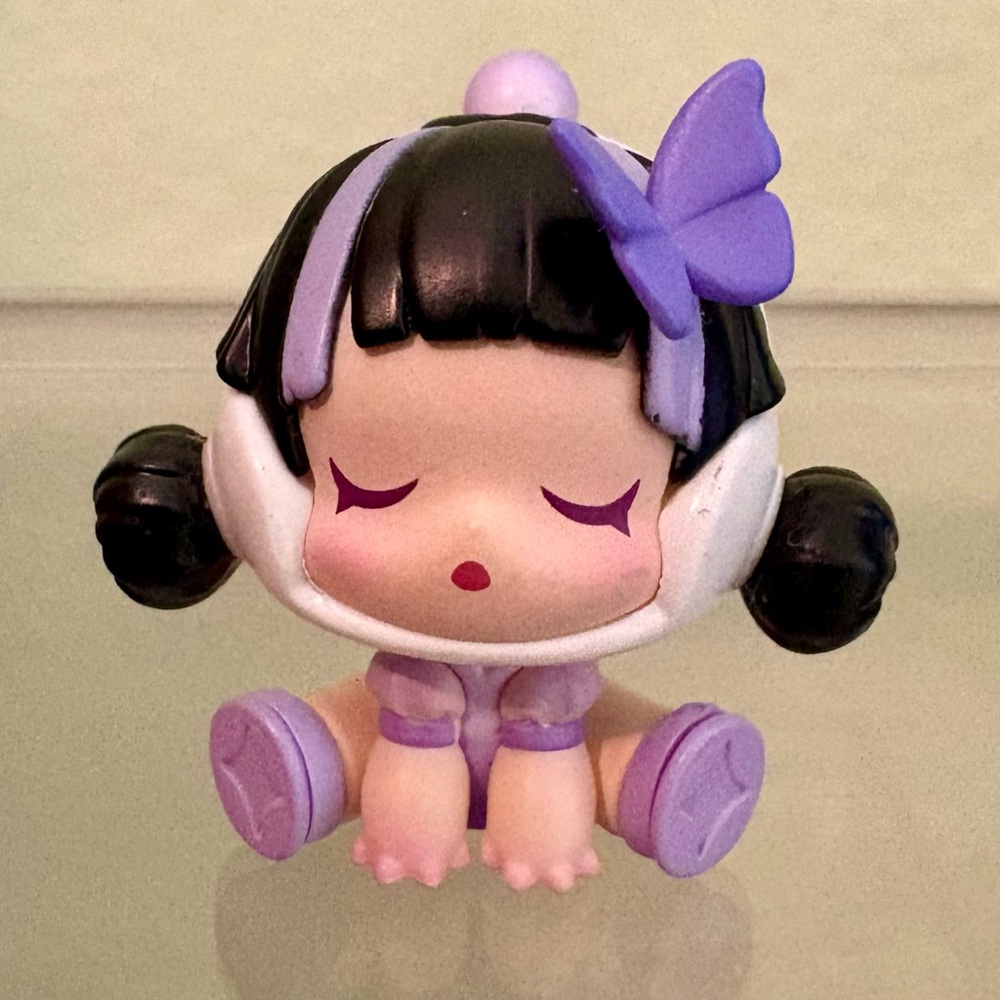 Gorgeous Exclusive Skull Panda Shanghai Pop Bean “Ms. Butterfly.” (2/$19)